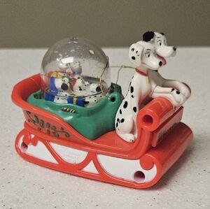 McDonalds 1996 101 Dalmations Snow Globe Sleigh